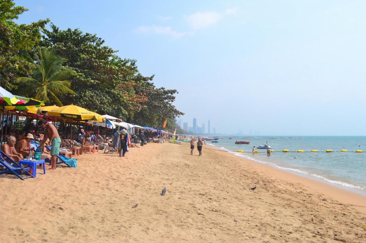 By Dee @Jomtien Hotel Pattaya Exterior foto